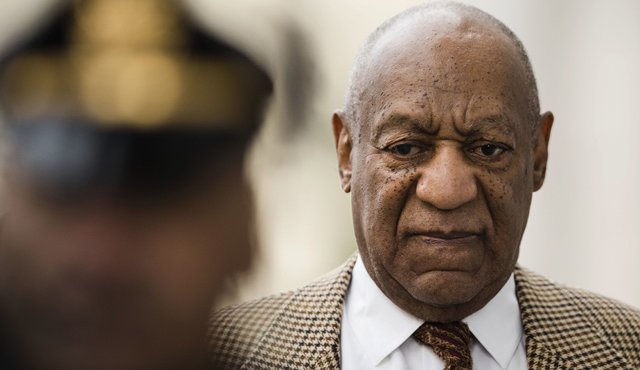 Cosby era conocido como el Papá de América por su popular serie de comedia "The Cosby Show" AP