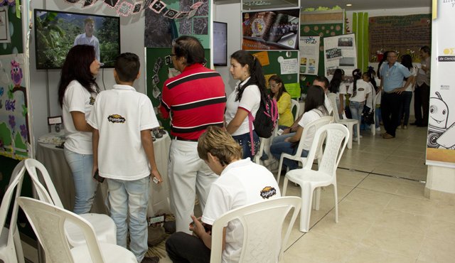 Fueron más de 250 ferias de Ciencia y Tecnología, las que se hicieron con los proyectos investigativos de los estudiantes. Cortesía