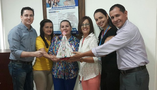 Fabián Quintero, Samary Pradilla, Carmen Elisa Araque, María Esther Soto, Erika Solano y Jhon Camilo Mendoza. Cortesía