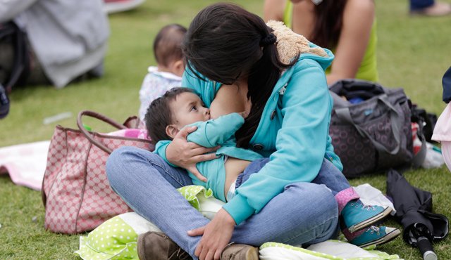 El aumento de la licencia de maternidad pasó de 14 a 18 las semanas. Colprensa