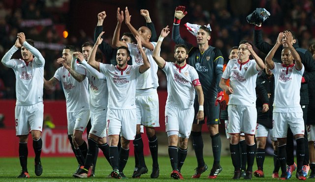 Sevilla ganó por 2-1 in extremis a los blancos, en la 18ª jornada de la Liga española. AFP