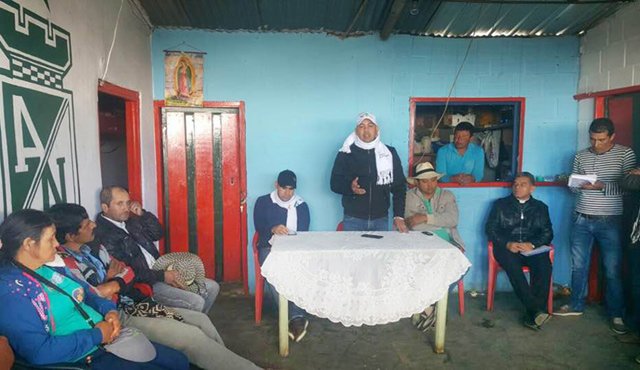 La comunidad de las veredas atendió a los mandatarios que dispondrán de la maquinaria y herramientas necesarias para superar los impases viales en ambos sectores rurales. Cortesía