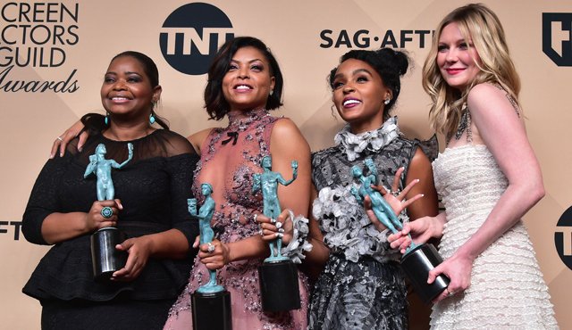 Octavia Spencer, Taraji P. Henson, Janelle Monae, y Kirsten Dunst, elenco de ‘Hidden Figures’. AFP