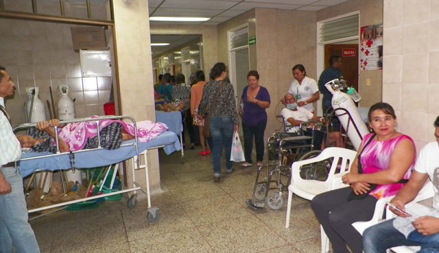 En el hospital no se atenderán a los usuarios de Saludvida, luego de que la EPS dediciera de manera unilateral suspender los servicios. La directiva del hospital Emiro Quintero Cañizares alertó sobre la situación irregular. Javier Sarabia