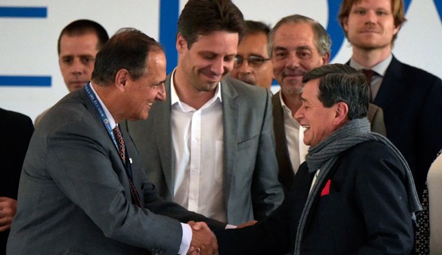 “Colombia, la comunidad internacional aquí presente y las familias de quienes aún continúan secuestrados por el Eln esperan prontamente este anuncio”, dijo Juan Camilo Restrepo. AFP