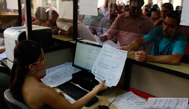 La Alcaldía aspira a que los deudores del fisco municipal se acojan a la invitación de aprovechar los descuentos por intereses moratorios. Archivo