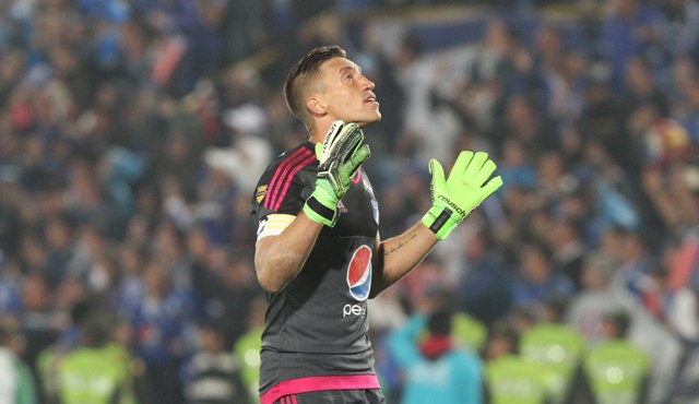 Tras escuchar los descargos del jugador y del representante legal de Millonarios, el Comité dio aplicación al artículo 60 del Código Disciplinario de la Federación Colombiana de Fútbol, por lo que se procedió a sancionar de oficio al jugador. Colprensa