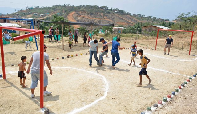 Los voluntarios trabajaron durante dos meses en la construcción del parque ecológico de La Fortaleza. Edinsson Figueroa