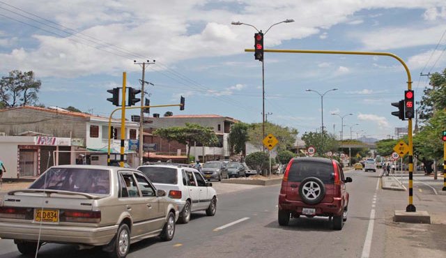 En la calle 10 de los patios también se instalarán las cámaras de seguridad que entregó la gobernación al municipio. Archivo