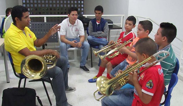 La escuela de formación musical es una de las preferidas por la comunidad. Niños y jóvenes aprenden a tocar todo tipo de instrumentos. Cortesía