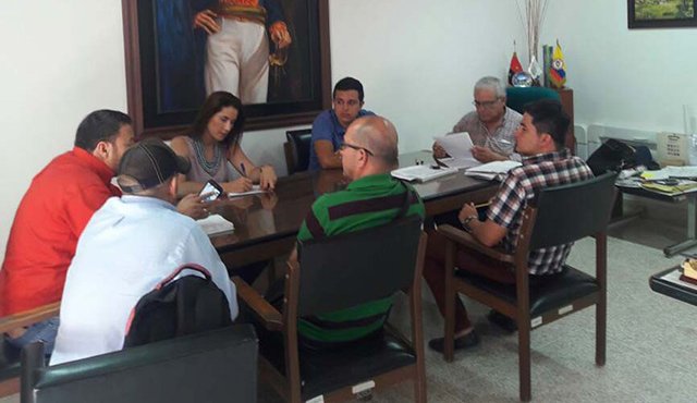 En la Alcaldía de Ocaña se socializó el programa que otorga tarifas preferenciales a los universitarios en ese municipio. Javier Sarabia
