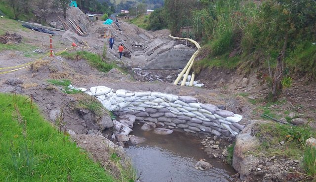 En un tramo de 400 metros se canaliza la quebrada La Viuda. Roberto Ospino