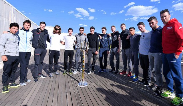 La Tirreno Adriático 2017, cuenta con la presencia de varias figuras de talla mundial entre las que se destacan el colombiano Nairo Quintana, Peter Sagan, Vincenzo Níbali, Fabio Aru,Thibaut Pinot, Greg Van Avermaet, actual campeón de la prueba, Bauke Mollema, Tou Dumoulin, Geraint Thomas, Adan Yates; Fernando Gaviria, Mark Cavendish y,Tejay Van Garderen Cortesía