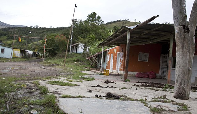 Ñas zonas tradicionalmente más golpeadas por el conflicto armado de más de medio siglo "presentan especiales riesgos por la disputa en el control que otros actores armados ilegales están ejerciendo sobre los territorios". Archivo La Opinión