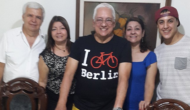 El cumpleañero celebró al lado de las personas que siempre le demuestran afecto. Cortesía