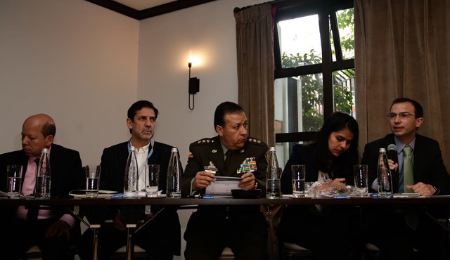 El representante en Colombia de la Oficina del Alto Comisionado de las Naciones Unidad, Todd Howland, señaló que es menester que el Estado y las Farc garanticen la no repetición. Colprensa