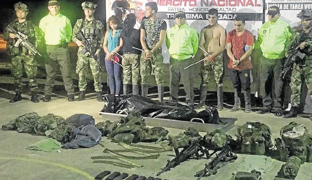 El cadáver de Wilmer Bermón Sánchez fue presentado junto al grupo de capturados. Cortesía