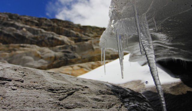 El Ideam reveló preocupantes cifras sobre los glaciares en el país, por ejemplo que la cobertura de estos ecosistemas se ha reducido en 63 % los últimos 50 años. Colprensa