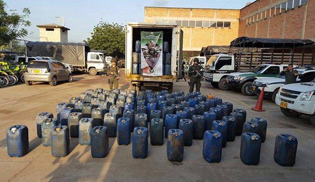 El camión y el hidrocarburo fueron trasladados hasta las bodegas autorizadas por la Dian. Cortesía