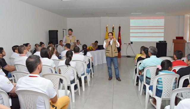 Estudiantes y veedores, estuvieron presentes en la entrega de resultados de la auditoría hecha por el Departamento Nacional de Planeación, al PAE en todos los municipios, excepto Cúcuta. Edisson Figueroa