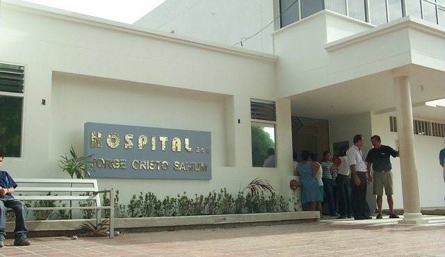 Las autoridades acordaron realizar un plan de contingencia y de inversión al hospital para mejorar y garantizar una óptima atención a los usuarios. Archivo