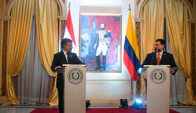 Santos destacó la presencia de militares paraguayos en la misión de observadores de las Naciones Unidas que verifica el cumplimiento del acuerdo de paz con las Farc. AFP