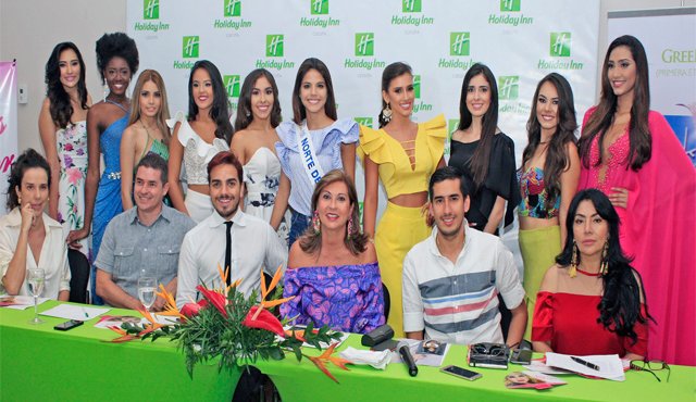 Anyely Xiomara Giraldo, Sandra Patricia Palacio, Fernanda Moreno, Daniela Polania, María Alejandra Guzmán, Leidy Ropero (actual Señorita Norte), Laura Juliana Claro, Andrea Villamizar, Angie Cáceres y Maylen Victoria Vargas. Sentados: Yruani Tarache, Camilo Arboleda, Camilo Landazábal, Yolanda Rey de Colmenares, Julián Felipe Yáñez y Maru Bohórquez, integrantes de la Fundación Comité Departamental de la Belleza de Norte de Santander.
