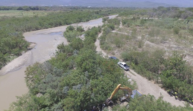 La policía se apoyará en drones para vigilar las trochas empleadas por las bandas de contrabandistas en el área metropolitana. Archivo