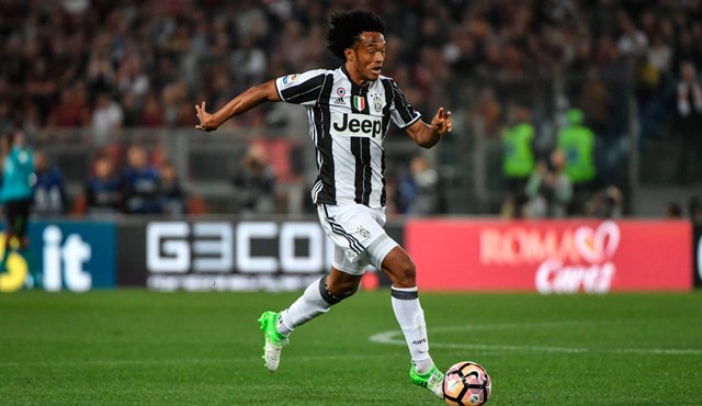 El técnico de 'Juve', Massimiliano Allegri decidió dejar en el banquillo a Giorgio Chiellini, al argentino Paulo Dybala y a los brasileños Dani Alves y Alex Sandro para la final de la Copa de Italia que jugará el miércoles. AFP