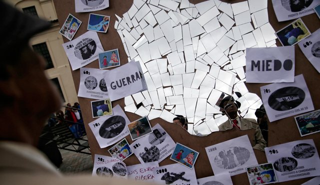 El colectivo de abogados considera que no tiene sentido que la Comisión pueda acceder a archivos de Inteligencia y que la información en ellos contenida no pueda publicarse y reproducirse. Colprensa