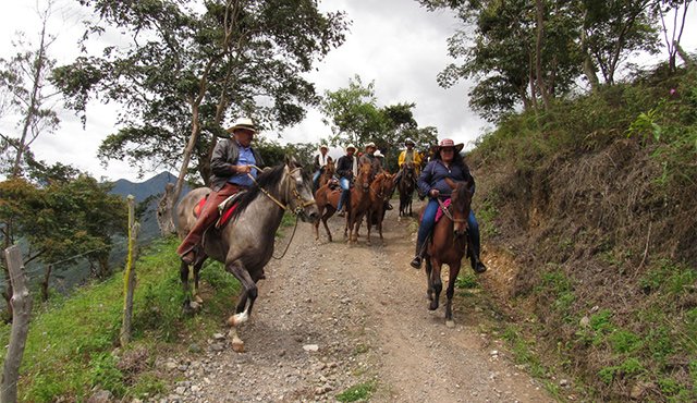 En Pamplonita se cumplió la primera cabalgata ecológica. La actividad tuvo la finalidad de recaudar fondos para la junta de acción comunal. Roberto Ospino