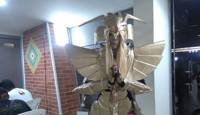 Algunos Otakus se visten como sus personajes favoritos y compiten con escenas teatrales. Ellos son llamados Cosplayers. Suministrada