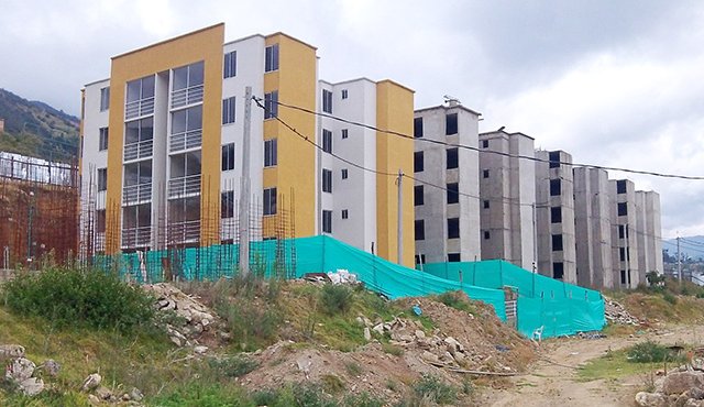 Se espera que el sector de la construcción registre un impulso por la ejecución de proyectos comercializados durante el 2016. Archivo
