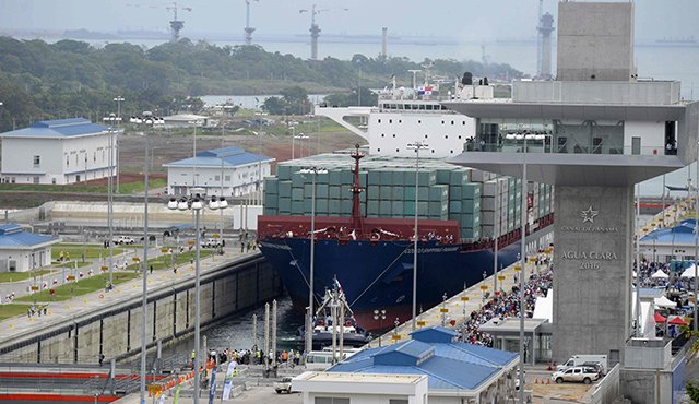 El Canal de Panamá ha aportado al Tesoro Nacional 11.600 millones de dólares, desde 1999. Archivo