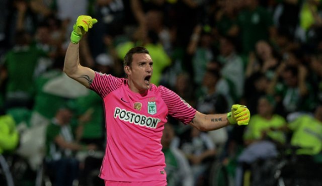 "Se podía y con el empuje de la hinchada lo ibamos a lograr”, Franco Armani - Portero de Nacional. AFP