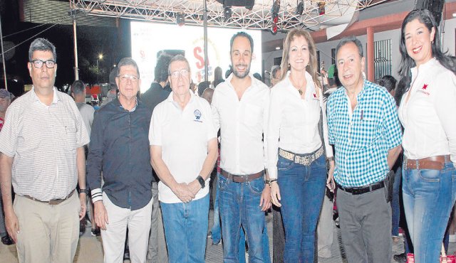 La Opinión