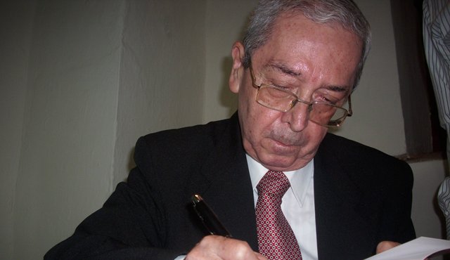Orlando Clavijo presentó su libro en la Academia de Historia de Ocaña. La Opinión
