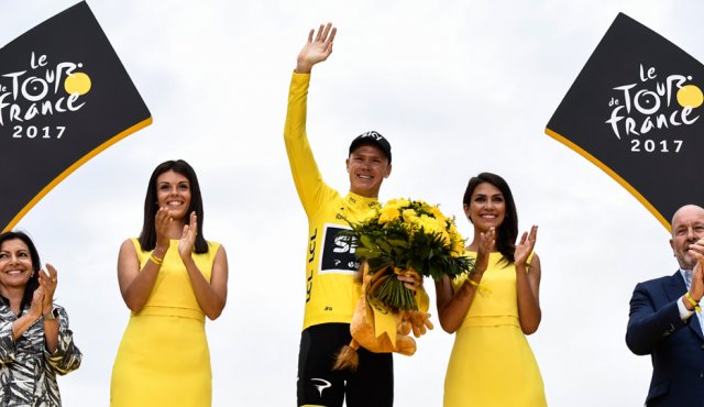 Con este cuarto triunfo, Froome se quedó a un paso del récord de cinco victorias. AFP