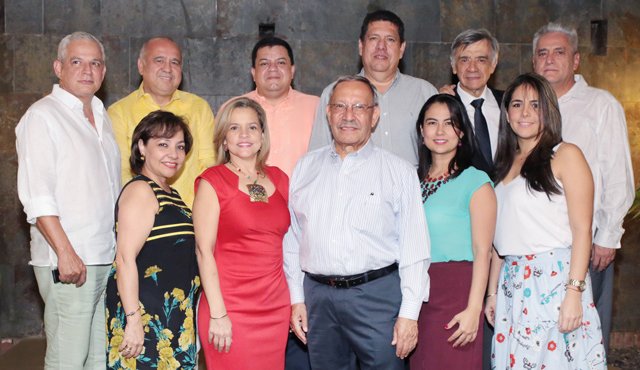 La Opinión
