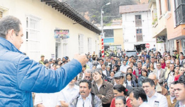 El candidato a la vicepresidencia, Germán Vargas Lleras, durante un acto de campaña esta semana en Pamplona (Norte de Santander). Archivo