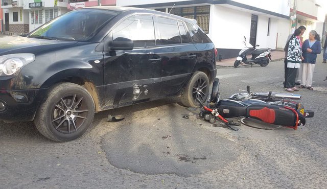 El accidente más reciente se presentó en la esquina de la carrera 5 con calle 2, en la avenida Celestino Villamizar. Cortesía