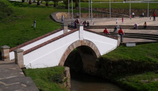 Puente de Boyacá. Internet