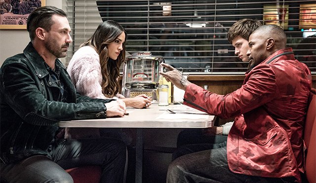 Jon Hamm, Eiza González, Ansel Elgort y Jamie Foxx son los protagonistas de la película “Baby Driver”. Tomada de Internet