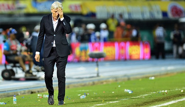 José Néstor Pékerman perdería para los dos partidos contra Venezuela y Brasil a tres de sus figuras más importantes y deberá organizar un plan B para los encuentros, que son clave en el camino de la selección hacia el sueño mundialista. Archivo