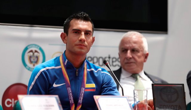 En el Comité Olímpico colombiano se llevó a cabo la rueda de prensa de Éider Arévalo, después de su triunfo en el en Mundial Atletismo Londres 2017. Colprensa