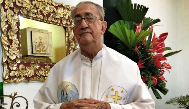 El sacerdote Juan Ignacio Latorre Chacón falleció este lunes. Tomada de Internet