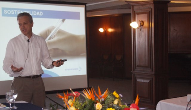 el presidente de suramericana, Gonzalo Pérez Rojas, se reunió ayer con los empresarios de Norte de Santander en las instalaciones del Club de Comercio de Cúcuta, en el barrio La Playa. La opinión