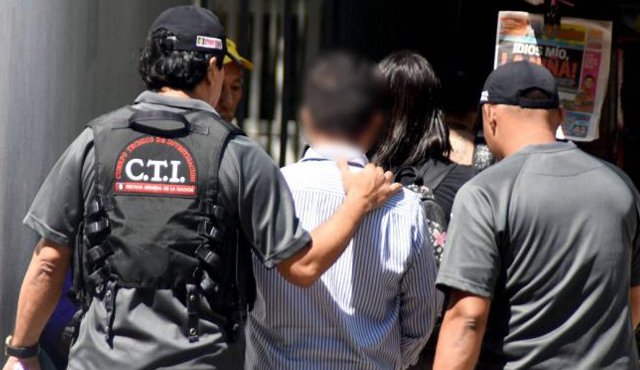 La afectada fue valorada por médicos y sicólogos, quienes confirmaron que había sido víctima de acceso carnal. Colprensa
