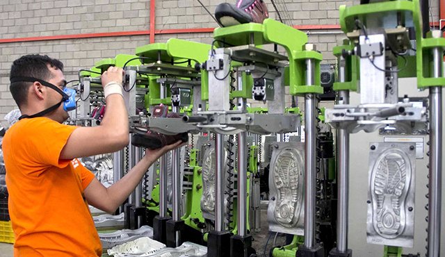Las empresas con proyectos deberán enviar sus iniciativas a la sede del Centro de Productividad y Competitividad en Bucaramanga o buscar información en www.conveniosenaidt.com. Archivo