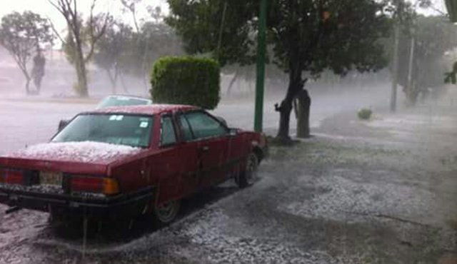 Estas fueron las imágenes que en Ábrego dejó, ayer, la granizada que se registró acompañada de vientos huracanados. Cortesía